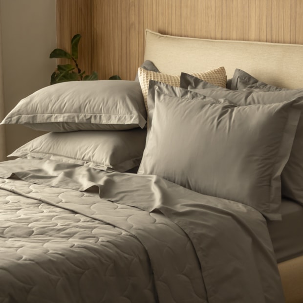 Porta Travesseiro Karsten Tom 100% Algodão Percal 200 fios 50cm x 70cm (1 Peça)