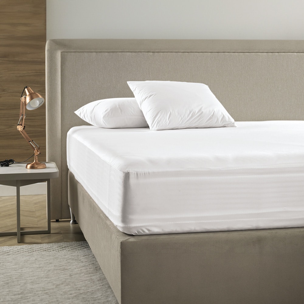 Protetor de Colchão King Size Karsten Francis Impermeável Branco (1 Peça)