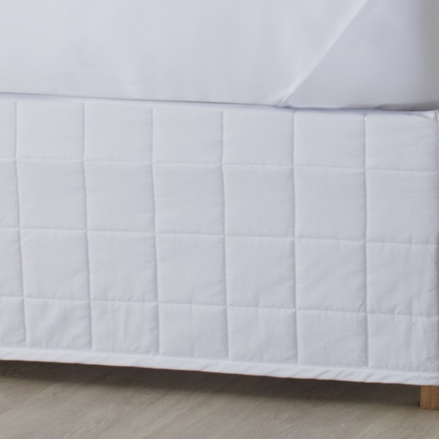 Saia para Cama Queen Kacyumara Square Matelada 100% Algodão Egípcio Cetim 300 Fios