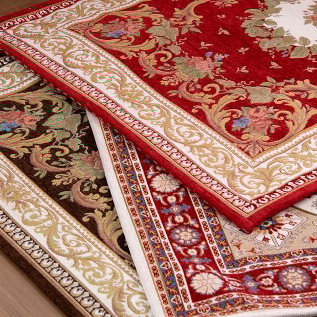 Tapete Tulipa Antiderrapante 90cm x 1,40m