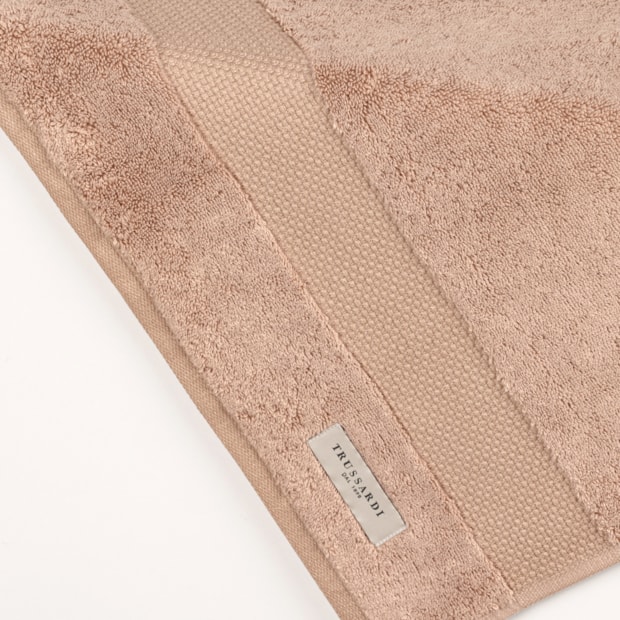 Toalha Banhão Trussardi Lussure 100% Algodão Fio Penteado - Gramatura: 700g/m²