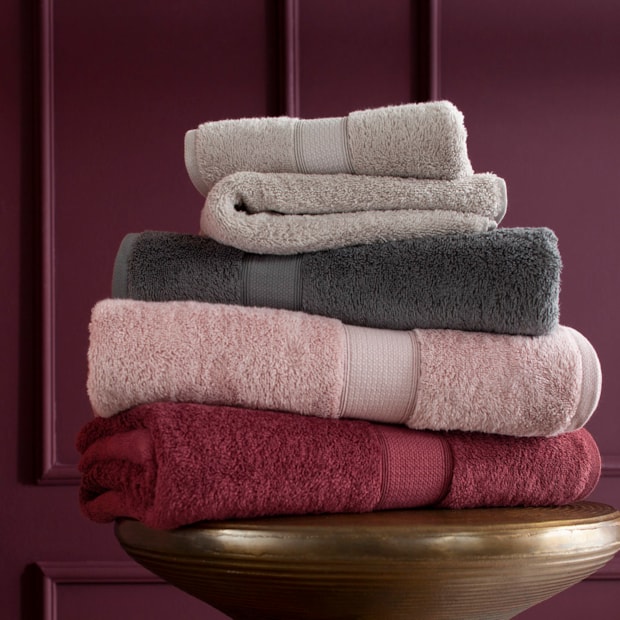 Toalha de Banho Buddemeyer Luxus América 100% Algodão Egípcio Fio Penteado