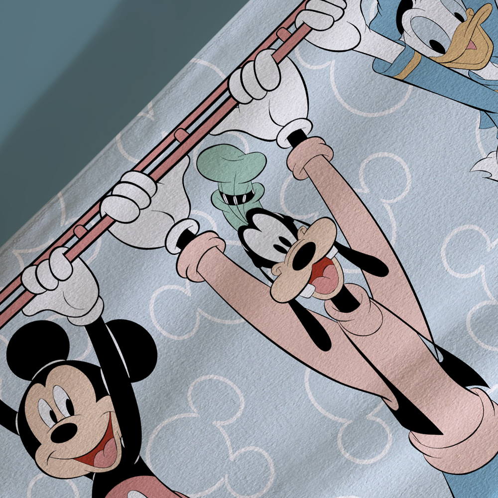 Toalha de Banho Infantil Dohler Mickey e Amigos Aveludada 100% Algodão - Gramatura: 320g/m²