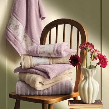 Toalha de Banho Infantil Karsten Fantasia Barra Estampada - Gramatura: 380g/m²