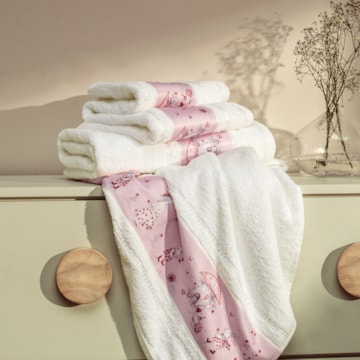 Toalha de Banho Infantil Karsten Lili - Gramatura: 380g/m²