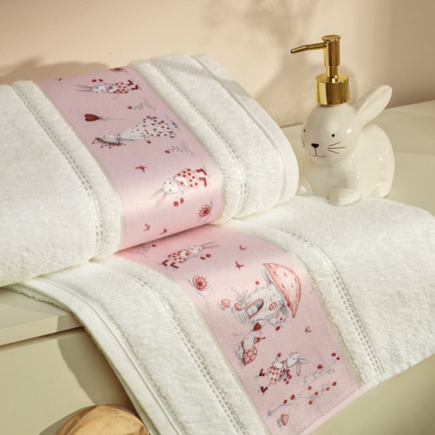 Toalha de Banho Infantil Karsten Lili - Gramatura: 380g/m²
