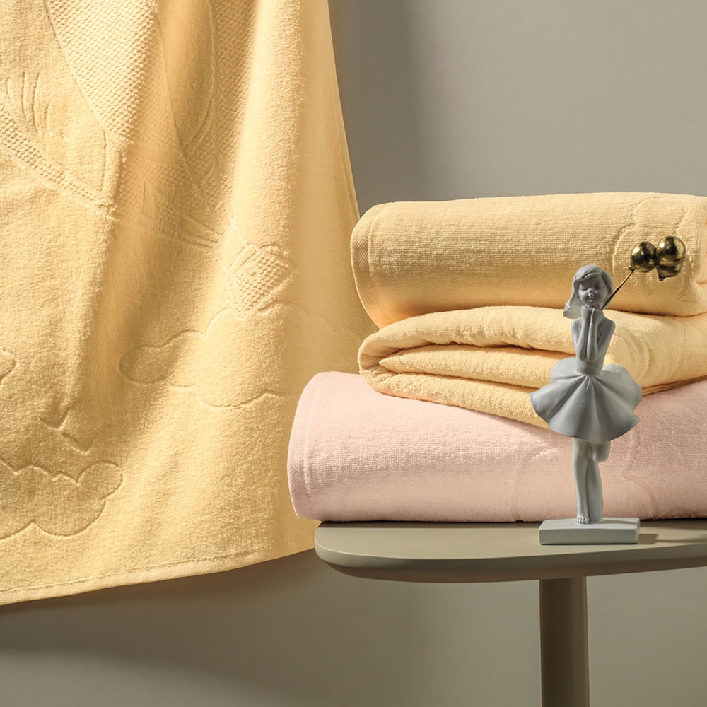 Toalha de Banho Infantil Karsten Vick Jacquard Aveludada 100% Algodão - Gramatura: 380g/m²