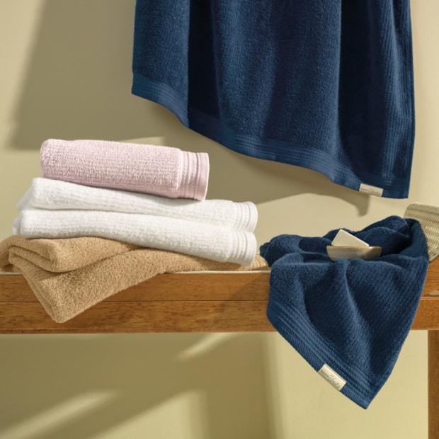 Toalha de Banho Karsten Imperial Fio Penteado Max 100% Algodão - Gramatura 450g/m²