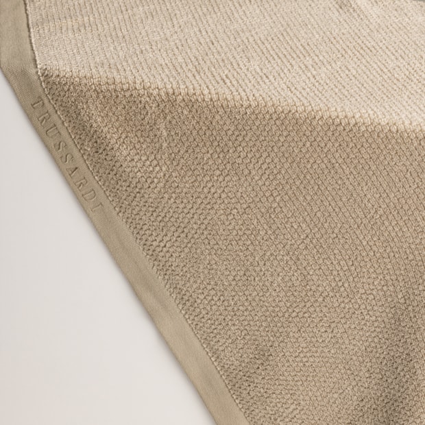 Toalha de Banho Trussardi Maggiore 100% Algodão - Gramatura: 450g/m²