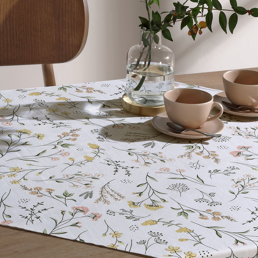 Toalha de Chá / Centro de Mesa Dohler Clean Florência 78cm x 78cm