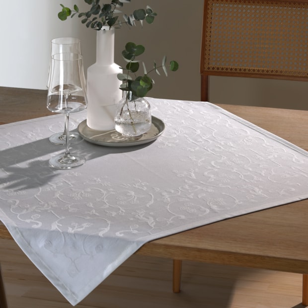 Toalha de Chá / Centro de Mesa Dohler Clean Jacquard Aurora 100% Algodão 74cm x 74cm