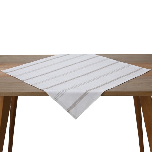 Toalha de Chá / Centro de Mesa Dohler Clean Nina 100% Algodão 78cm x 78cm