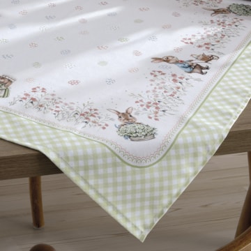 Toalha de Chá / Centro de Mesa Dohler Clean Renova Estampado Digital Coelhos de Páscoa 78cm x 78cm