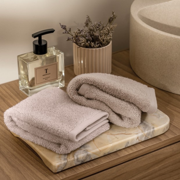 Toalha de Mão / Lavabo Trussardi Fontani 100% Algodão Fio Penteado - Gramatura: 500g/m² (1 peça)