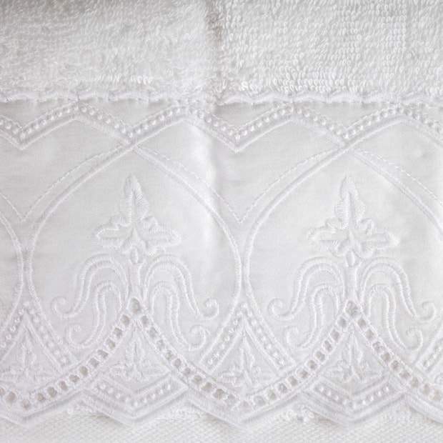 Toalha de Mão / Lavabo Trussardi Raffinato Bordada 100% Algodão Fio Penteado - Gramatura: 500g/m² (1 peça)