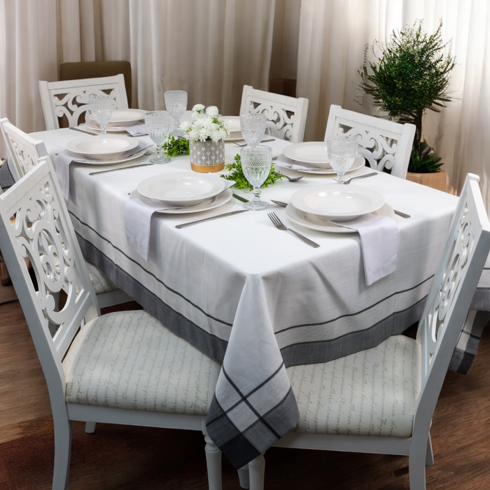 Toalha de Mesa Quadrada Charmy Silver 4 Lugares 1,40m x 1,40m