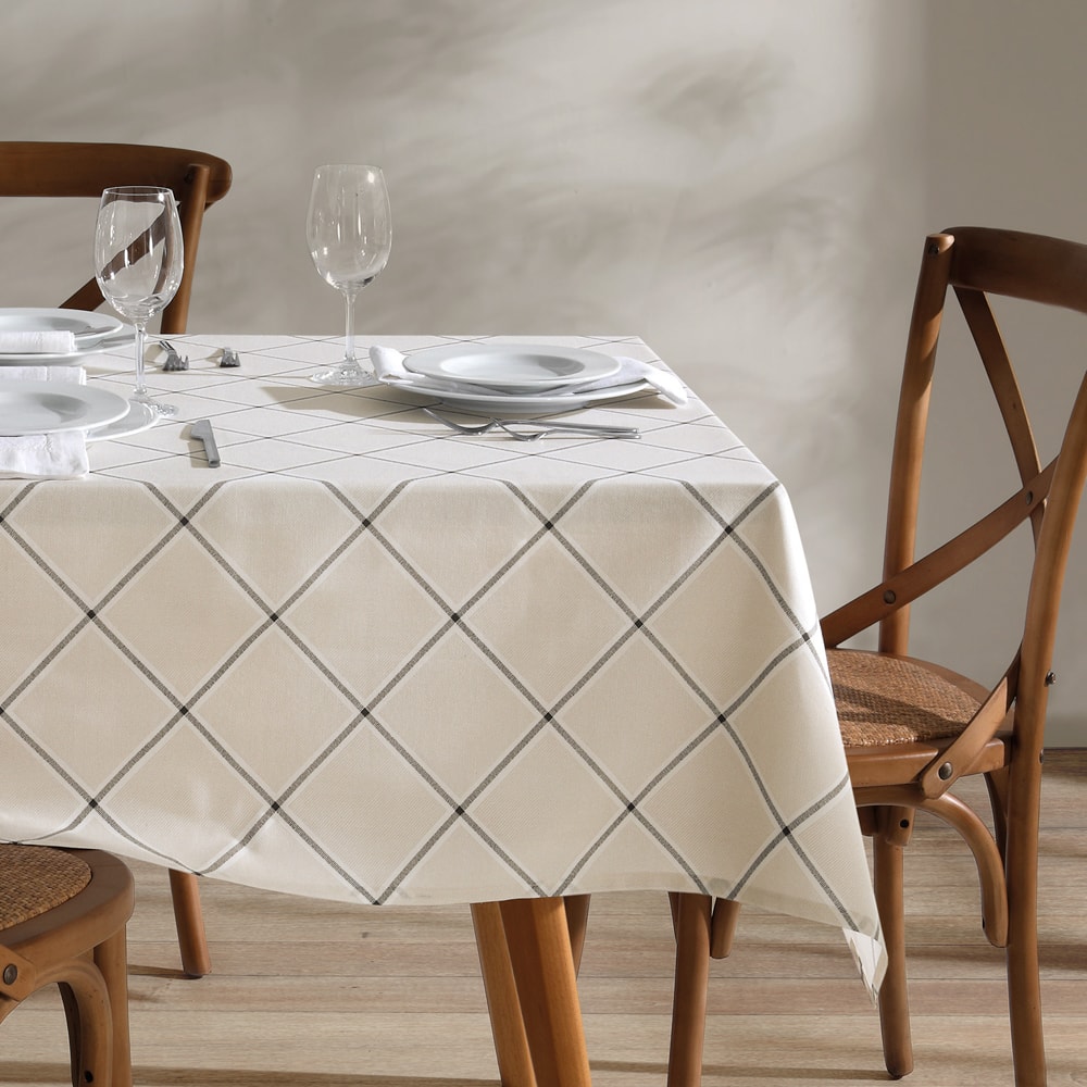 Toalha de Mesa Quadrada Dohler Clean Athenas Ieda 4 Lugares 1,40m x 1,40m