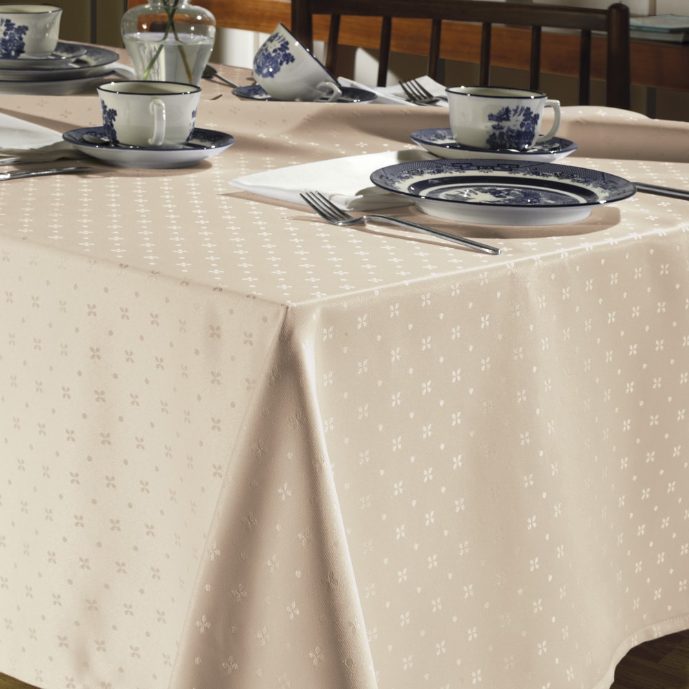 Toalha de Mesa Quadrada Dohler Requinte TJ-5796 4 Lugares 1,60m x 1,60m