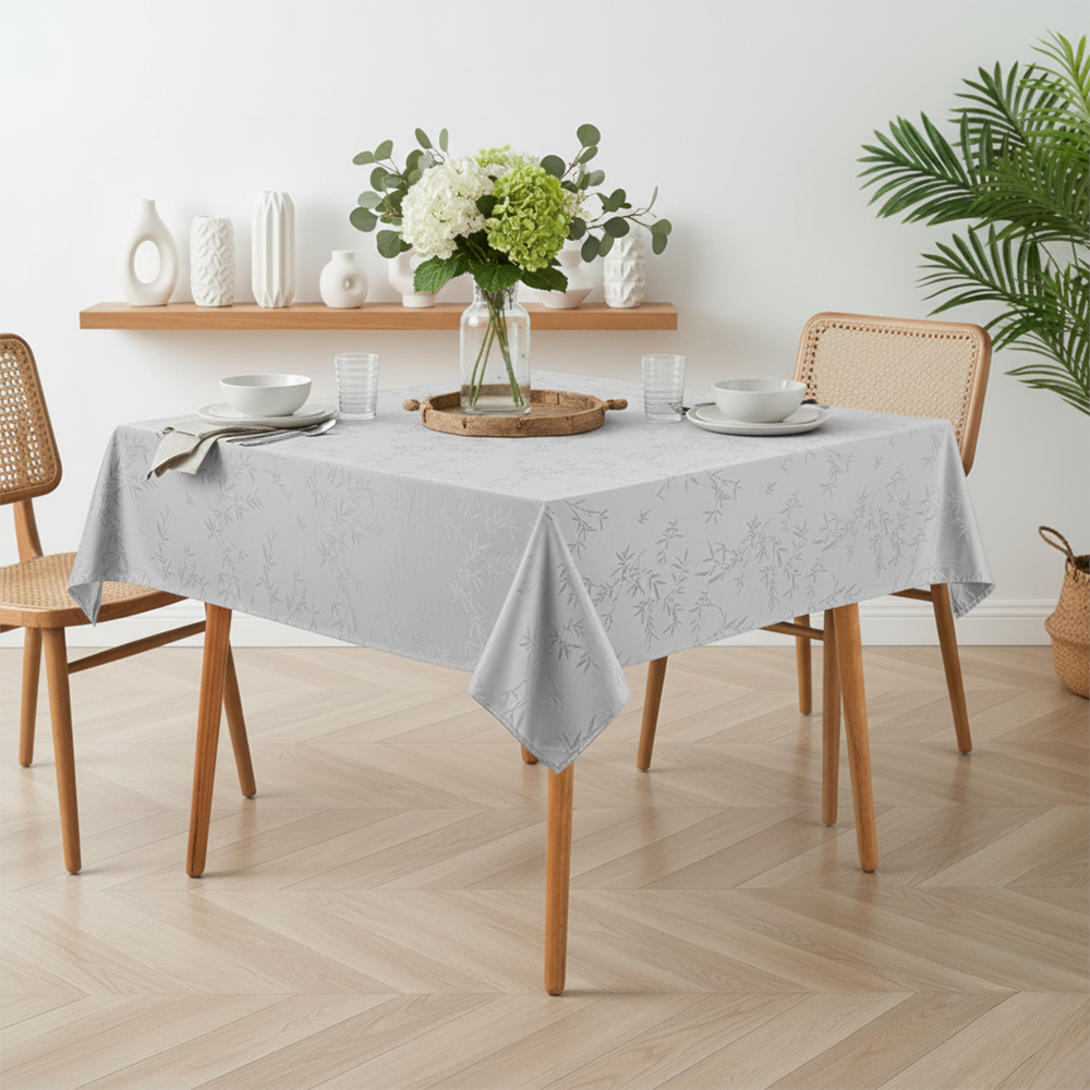 Toalha de Mesa Quadrada Karsten Celebra Easy Wash Veríssimo 8 Lugares 2,20m x 2,20m