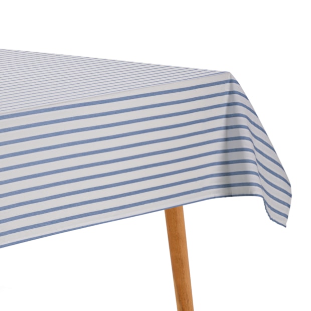 Toalha de Mesa Quadrada Karsten Jacquard Sempre Limpa Zaira 8 Lugares 1,80m x 1,80m