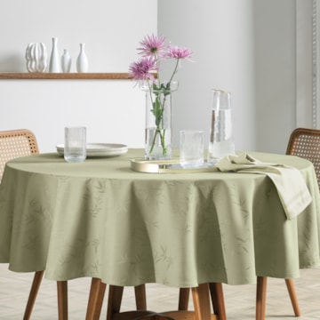 Toalha de Mesa Redonda Karsten Celebra Veríssimo Easy Wash 6 Lugares 1,78m