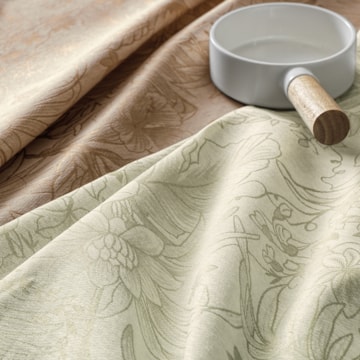 Toalha de Mesa Redonda Karsten Jacquard Sempre Limpa Aurora 6 Lugares 1,78m