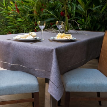Toalha de Mesa Retangular Casa Argivai Glamour Taupe 6 Lugares 1,60m x 2,10m