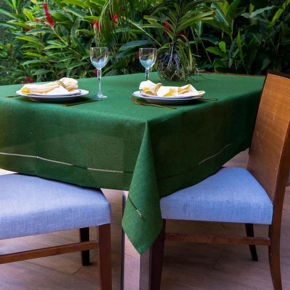 Toalha de Mesa Retangular Casa Argivai Glamour Verde Musgo 8 Lugares 1,60m x 2,60m
