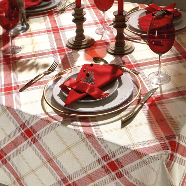 Toalha de Mesa Retangular Dohler Celebra Natal Xadrez com Brilho 8 Lugares 1,60m x 2,40m