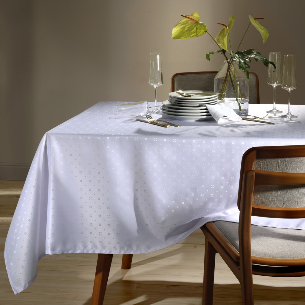 Toalha de Mesa Retangular Dohler Cindy 10 Lugares 1,60m x 3,10m