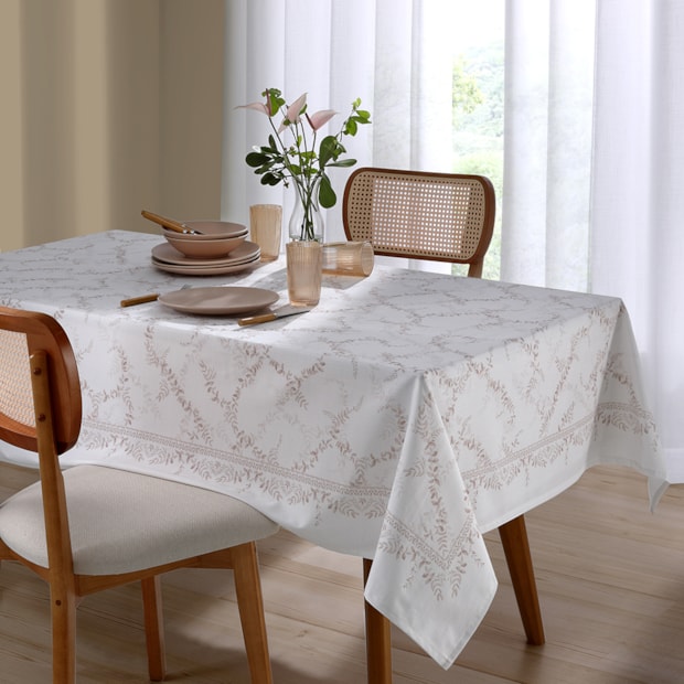 Toalha de Mesa Retangular Dohler Clean Iris 6 Lugares 1,40m x 2,10m
