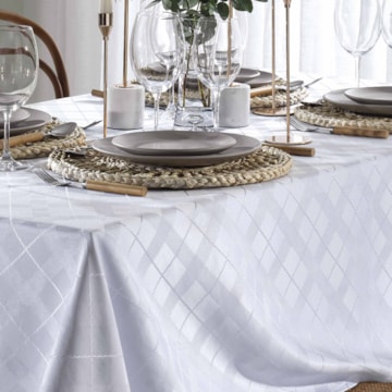 Toalha de Mesa Retangular Dohler Requinte II TJ-4872 6 Lugares 1,40m x 2,10m