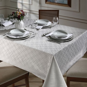 Toalha de Mesa Retangular Dohler Requinte Linhas TJ-5795 Prata 6 Lugares 1,40m x 2,10m