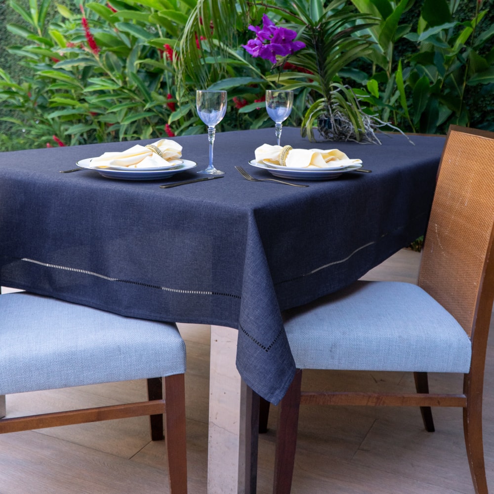 Toalha de Mesa Retangular Glamour Azul Navy 6 Lugares 1,60m x 2,10m