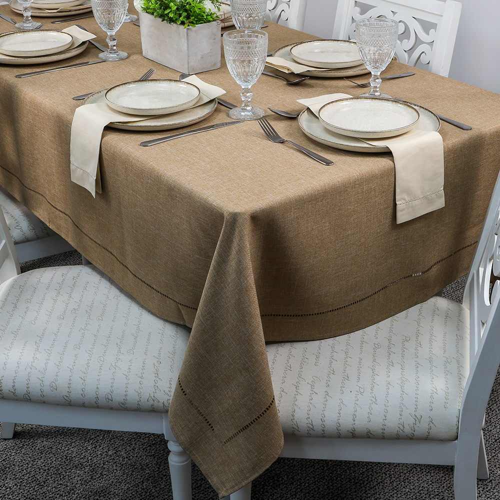 Toalha de Mesa Retangular Glamour Castanho 6 Lugares 1,60m x 2,10m