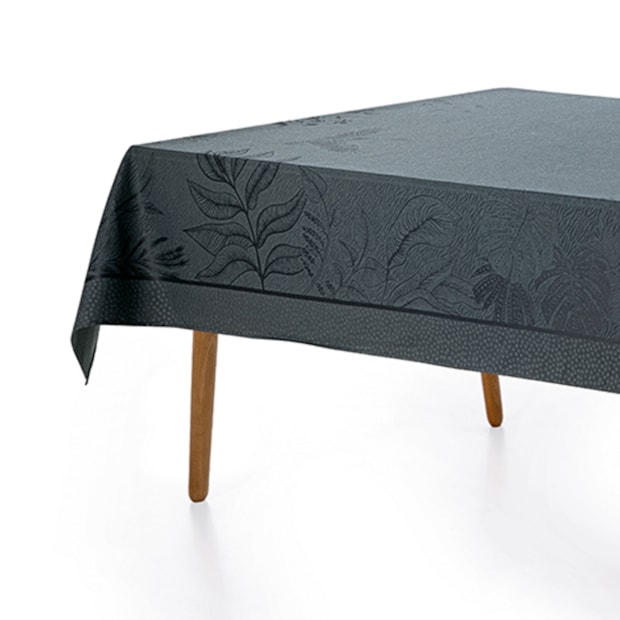 Toalha de Mesa Retangular Karsten Jacquard Sempre Limpa Amaris 12 Lugares 1,60m x 3,20m