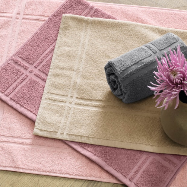 Toalha de Piso Karsten Metrópole 100% Algodão 45cm x 65cm - Gramatura: 500 g/m²
