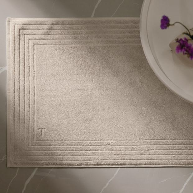 Toalha de Piso Trussardi Linee 100% Algodão 48cm x 80cm - Gramatura: 720g/m²