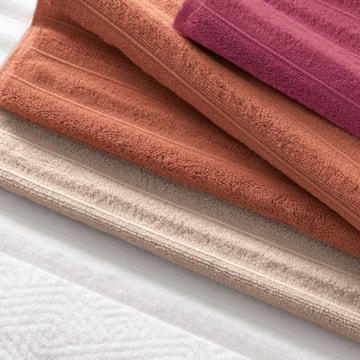 Toalha de Piso Trussardi Ondulato 100% Algodão 48cm x 80cm - Gramatura: 720g/m²