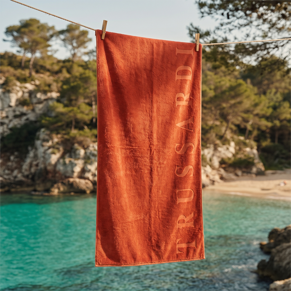 Toalha de Praia Trussardi Levanto Aveludada 100% Algodão 86cm x 1,80m - Gramatura: 470g/m²