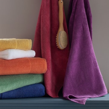 Toalha de Rosto Buddemeyer Intense Hannah Air Cotton 100% Algodão - Gramatura: 400g/m²