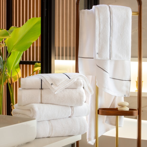 Toalha de Rosto Kacyumara Lázio 100% Algodão - Gramatura: 500g/m²