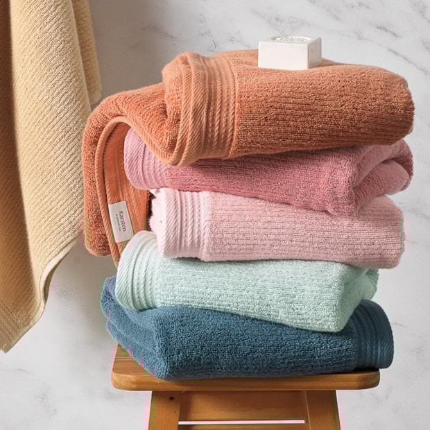 Toalha de Rosto Karsten Imperial Fio Penteado Max 100% Algodão - Gramatura: 450g/m²