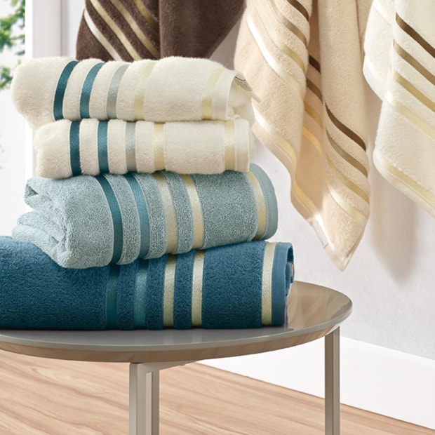 Toalha de Rosto Karsten Lumina Fio Penteado Softmax - Gramatura 500g/m²