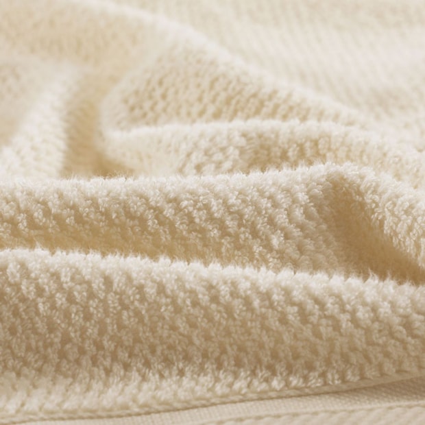 Toalha de Rosto Karsten Nuvia Aera Max 100% Algodão - Gramatura: 360g/m²