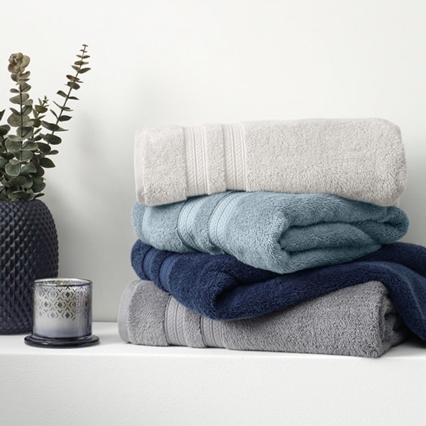 Toalha de Rosto Karsten Unika Fio Penteado Max 100% Algodão - Gramatura: 500 g/m²