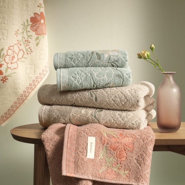 Toalha de Rosto Karsten Yuna - Gramatura: 430g/m²