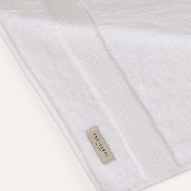 Toalha de Rosto Trussardi Lussure 100% Algodão Fio Penteado - Gramatura: 700g/m²