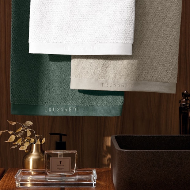 Toalha de Rosto Trussardi Maggiore 100% Algodão - Gramatura: 450g/m²