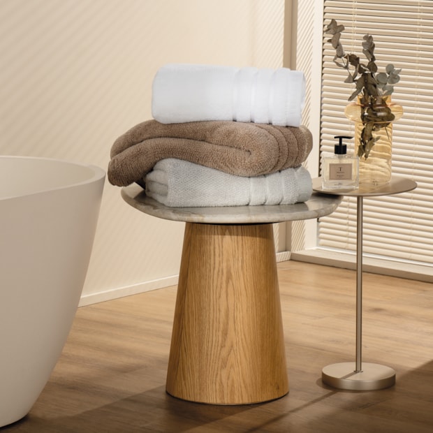 Toalha de Rosto Trussardi Massima 100% Algodão Egípcio -  Gramatura: 660g/m²